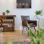 Perle-8 Apartment